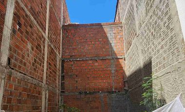 VENDO LOTE GIRON PUERTO MADERO.