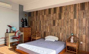 BUC Dijual 2 Villa + Tanah, View GWK, di Kutuh Bali