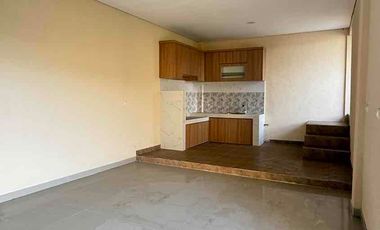 BUC Dijual 2 Villa + Tanah, View GWK, di Kutuh Bali