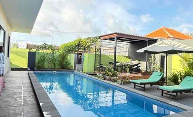 BUC Dijual 2 Villa + Tanah, View GWK, di Kutuh Bali