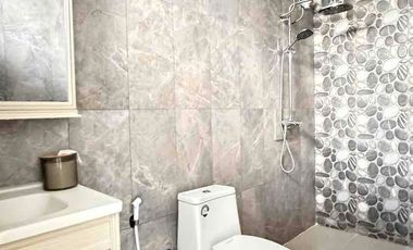 BUC Dijual 2 Villa + Tanah, View GWK, di Kutuh Bali