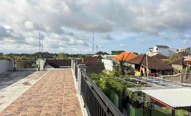 BUC Dijual 2 Villa + Tanah, View GWK, di Kutuh Bali