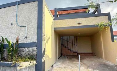 BUC Dijual 2 Villa + Tanah, View GWK, di Kutuh Bali