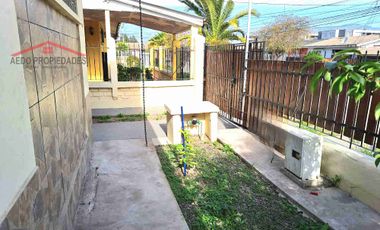Se Vende Amplia Linda y Funcional casa de un piso, Poblacion Los Paltos, comuna de Quillota, Region Valparaiso.