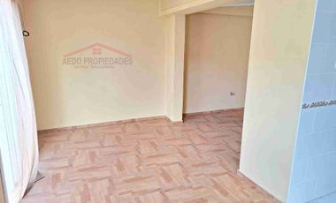 Se Vende Amplia Linda y Funcional casa de un piso, Poblacion Los Paltos, comuna de Quillota, Region Valparaiso.