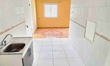 Se Vende Amplia Linda y Funcional casa de un piso, Poblacion Los Paltos, comuna de Quillota, Region Valparaiso.