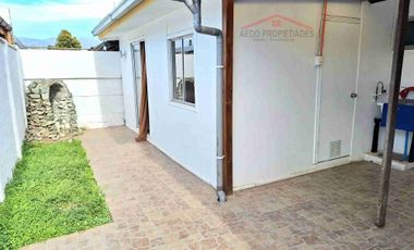 Se Vende Amplia Linda y Funcional casa de un piso, Poblacion Los Paltos, comuna de Quillota, Region Valparaiso.