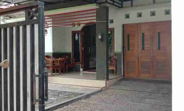 Rumah dijual Cepat  di jl. Kaliurang KM 20,Yogyakarta.Lt 211m² | 4ktdr