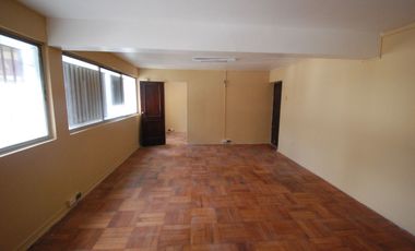 Vende departamento segundo piso calle  Pelantaro esquina calle Freire Concepcion