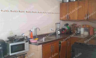Vendo propiedad de 2 nivel con aire para proyecto en prado centro