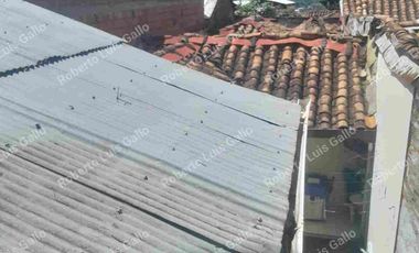 Vendo propiedad de 2 nivel con aire para proyecto en prado centro