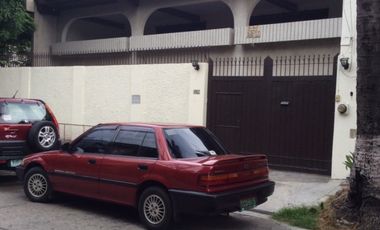 Well secured bungalow with no traffic noice but near transportation.