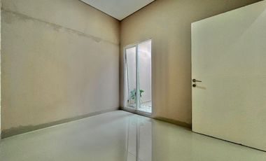 Rumah Full Renovasi, Dekat KRL Parung Panjang