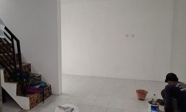 RUMAH 1,5 LANTAI MURAH FULL RENOVASI PUNDAK PAYUNG