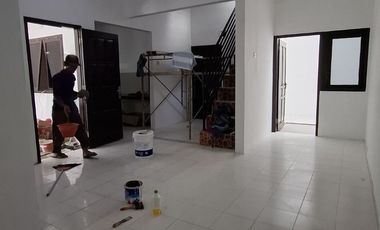 RUMAH 1,5 LANTAI MURAH FULL RENOVASI PUNDAK PAYUNG