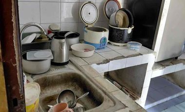 Rumah Luas Taman Modern