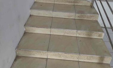 Rumah Luas Taman Modern