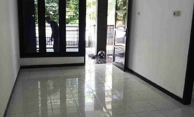 Disewakan rumah Graha family