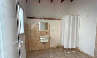 CASA EN EMBALSE CALAMUCHITA