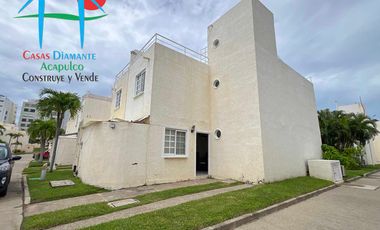 Casa en venta con 4 rec, roof garden con sala y vista a las áreas comunes