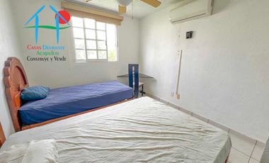 Casa en venta con 4 rec, roof garden con sala y vista a las áreas comunes