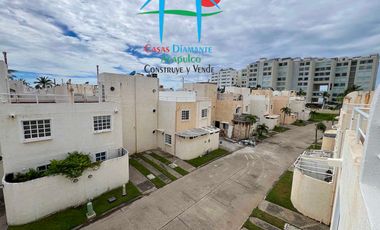 Casa con 4 recámaras y roof garden con vista a las áreas comunes