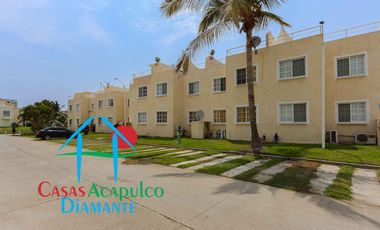 Casa con 4 recámaras y roof garden con vista a las áreas comunes