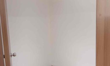 En Alquiler Casa esquinera de 5 habitaciones en Portal al Sol, km 11. vía a la Costa!