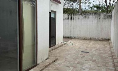 Venta de departamento planta baja  Villas del Bosque Km 21 vía a la costa