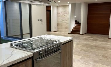 🏡✨ CASA EN VENTA – LOMAS DEL PEDREGAL ✨🏡