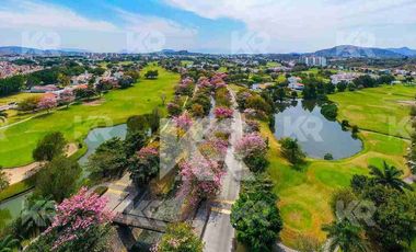 DEPARTAMENTO AMUEBLADO Y CARRITO DE GOLF EN VENTA