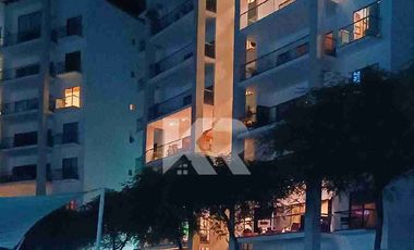 DEPARTAMENTO AMUEBLADO Y CARRITO DE GOLF EN VENTA