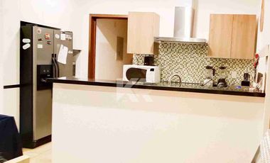 DEPARTAMENTO AMUEBLADO Y CARRITO DE GOLF EN VENTA