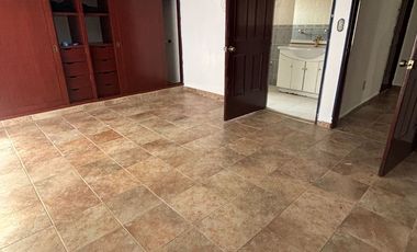 CÓMODO Y AMPLIO DEPARTAMENTO EN RENTA EN LOMAS DE PADIERNA