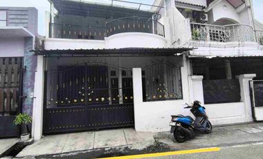 Rumah Second 2 Lt di Sumber Banjarsari Solo Dekat ke Manahan