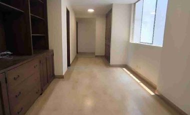 Alquiler amplio departamento en Santiago de Surco limite con Miraflores .