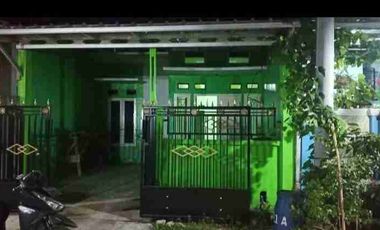 DIJUAL RUMAH OVER KREDIT HADAP JALAN UTAMA, BAGUS BUAT USAHA, BELAKANG BCM, FULL RENOV DEPAN BELAKANG