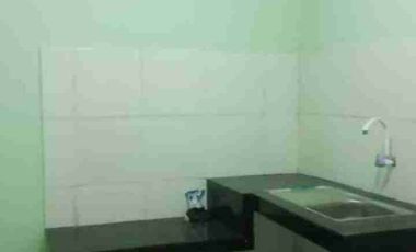 DIJUAL RUMAH OVER KREDIT HADAP JALAN UTAMA, BAGUS BUAT USAHA, BELAKANG BCM, FULL RENOV DEPAN BELAKANG