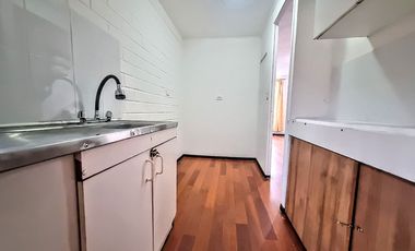 Casa 3 dormitorios 1 baño cerca de Aeropuerto