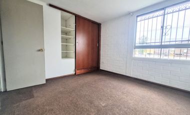 Casa 3 dormitorios 1 baño cerca de Aeropuerto