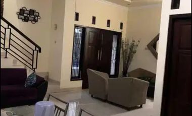 House for Rent in a Family-Friendly Housing Complex Near FE UII