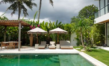 4-Bedroom Villa with Modern Tropical Luxury in Cepaka