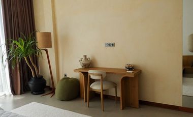 4-Bedroom Villa with Modern Tropical Luxury in Cepaka