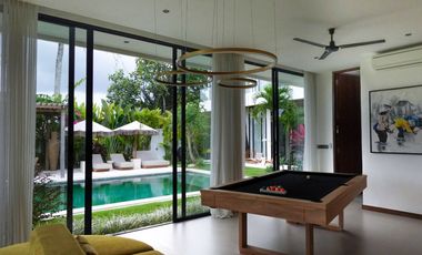 4-Bedroom Villa with Modern Tropical Luxury in Cepaka