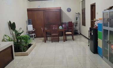 Dijual Rumah Komplit Dengan isinya Dekat Kraton Dan Alun Alun Kidul