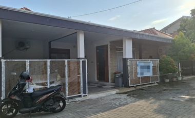 Hunian Nyaman Siap Huni dalam Perumahan Elit — Akses Mudah ke Pusat Kota