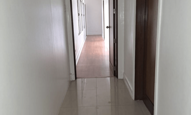 4BR House for Rent in Urdaneta Village, Makati - RR3498982