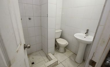 Gran Local Comercial en Calle Matucana 709. Santiago