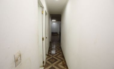 Gran Local Comercial en Calle Matucana 709. Santiago