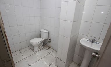 Gran Local Comercial en Calle Matucana 709. Santiago